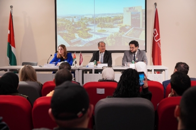 الشبول لطلبة إعلام (الشرق الأوسط) : ضرورة الوعي الإعلامي وتغليب المصلحة الوطنية على الفردية