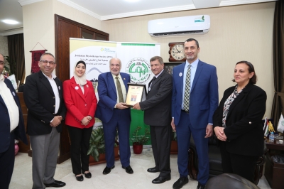 كلية العلوم الطبية التطبيقية بجامعة الزيتونة تنظّم لقاءً حول العلاج الطبيعي في الوطن العربي 