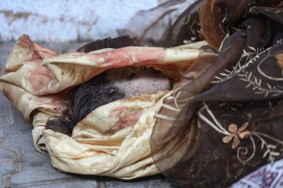 استشهاد 15 فلسطينياً في قصف إسرائيلي استهدف منزلاً يأوي نازحين في جباليا