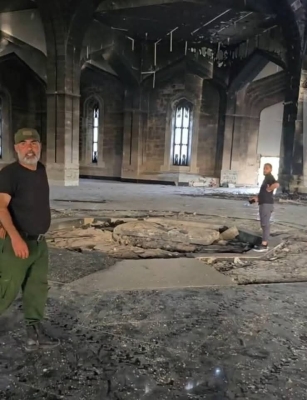 مجهولون ينبشون قبر حافظ الأسد - فيديو وصور