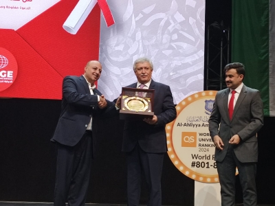 بالصور .. د.ماهرالحوراني يرعى افتتاح معرض 