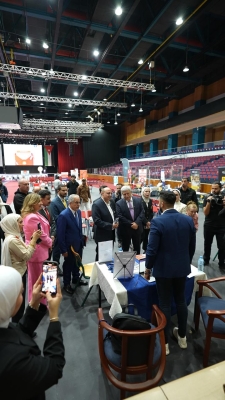 بالصور .. د.ماهرالحوراني يرعى افتتاح معرض 