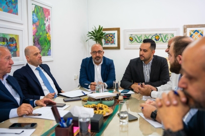 الهيئة الإدارية الجديدة لنادي خريجي مدرسة المطران تبدأ عملها برؤية طموحة