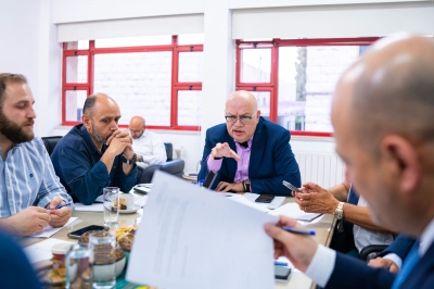 الهيئة الإدارية الجديدة لنادي خريجي مدرسة المطران تبدأ عملها برؤية طموحة