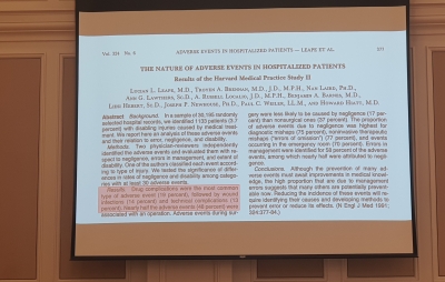 انجاز بحثي جديد لكلية الصيدلة في جامعة عمّان العربية خلال مؤتمر  (PESPC)/  الدوحة 2025