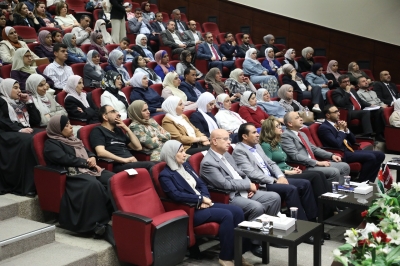 العجارمة يكرّم الفائزين في ملتقى التميز التربوي الثالث بجامعة الشرق الأوسط