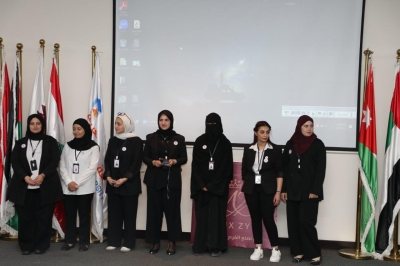 طلبة دبلوم إدارة الأعمال الدولية يعرضون مشاريعهم التطبيقية في جلسة مشتركة بجامعة عمان العربية