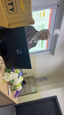 تربوية عمان العربية تعقد ورشة تدريبية لطلبتها بعنوان الاختبارات المعلمية واللامعلمية