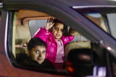 عودة 17 طفلًا فلسطينيًا إلى غزة بعد شفائهم في الأردن