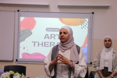 جامعة عمان العربية تنظم ورشة تدريبية بعنوان العلاج النفسي بالفن للتوعية بالطرق الصحيحة للتفريغ النفسي