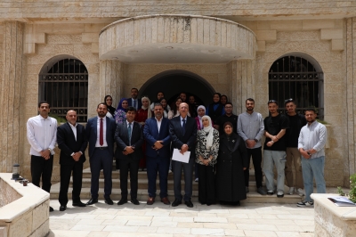 طلبة كلية الحقوق في عمان العربية يزورون المركز الوطني لحقوق الانسان