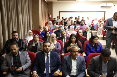 المومني من جامعة الزيتونة  يدعو  الجامعات إلى استثمار دورها في تشكيل الوعي السياسي للطلبة