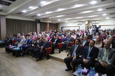 المومني من جامعة الزيتونة  يدعو  الجامعات إلى استثمار دورها في تشكيل الوعي السياسي للطلبة