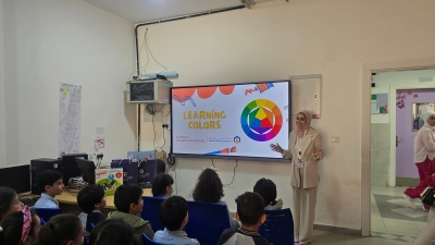 هندسة عمان العربية تنفذ مبادرة مجتمعية تفاعلية وورشة عمل في مدارس السابلة لتعزيز مفهوم علم نفس الألوان