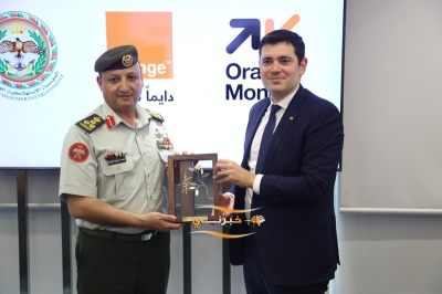 إطلاق بطاقة فيزا 