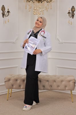 الدكتوره بيان إسماعيل محادين .. مبارك التخرج من كلية الطب