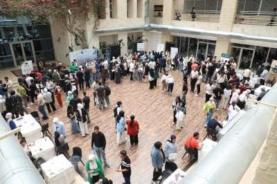 يوم طبي مجاني ضم عشرات الأطباء والمراكز في (الشرق الأوسط)