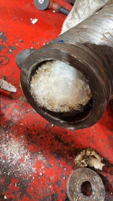 إحباط أكبر عملية تهريب كريستال مخدر منذ سنوات في الأردن