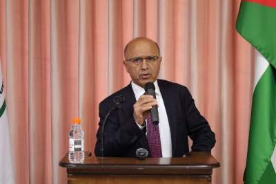 مصفاة البترول تكرّم موظفيها المتقاعدين الذين عملوا 30 عامًا والعاملين فيها منذ أكثر من 15 عامًا