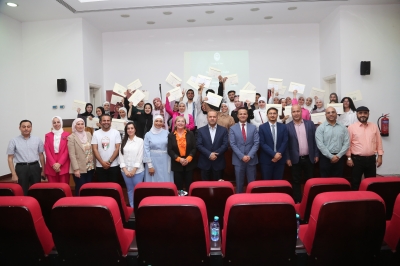 كلية الآداب في جامعة الزيتونة تعلن نتائج مسابقة الكتابة الحرة باللغة الإنجليزية بمشاركة أربع كليات