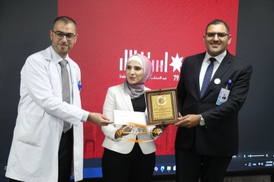 مستشفى الاستقلال يسطّر معاني الولاء والإنجاز في احتفاله بعيد الاستقلال الـ79 للمملكة