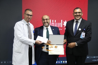 مستشفى الاستقلال يسطّر معاني الولاء والإنجاز في احتفاله بعيد الاستقلال الـ79 للمملكة