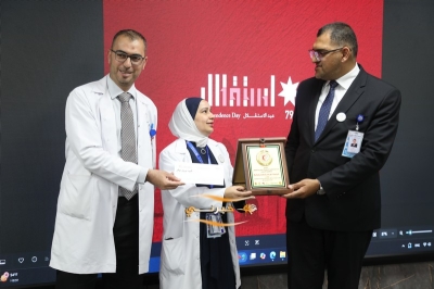 مستشفى الاستقلال يسطّر معاني الولاء والإنجاز في احتفاله بعيد الاستقلال الـ79 للمملكة