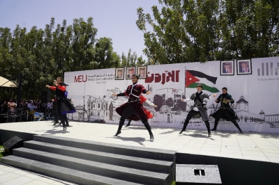 (الشرق الأوسط) توحّد المشهد العربي في عيد الاستقلال الـ79… رايات عربية ترسم لوحة مبهجة بجانب علم الأردن