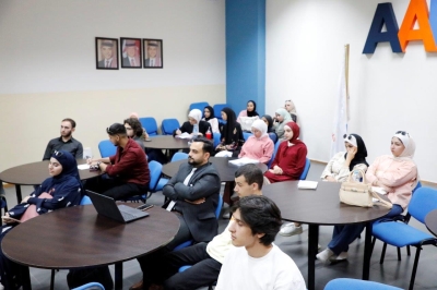 كلية الآداب والعلوم في (عمان العربية) تعقد ورشة حول الوقاية من المخدرات بين الكيمياء والقانون