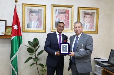 جامعة عمان العربية تُبرم اتفاقية تعاون أكاديمي دولي مع جامعة (بوغدان فودا) الرومانية ضمن برنامج إيراسموس+