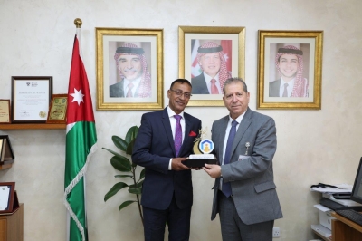 جامعة عمان العربية تُبرم اتفاقية تعاون أكاديمي دولي مع جامعة (بوغدان فودا) الرومانية ضمن برنامج إيراسموس+