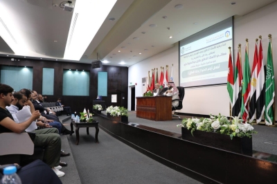 هايل داود يحاضر في جامعة عمان العربية حول فضل العشر الأوائل من ذي الحجة