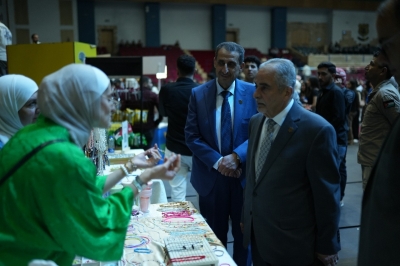 بالصور ... كرنفال احتفالي بهيج  في عمان الأهلية  بعيد الاستقلال