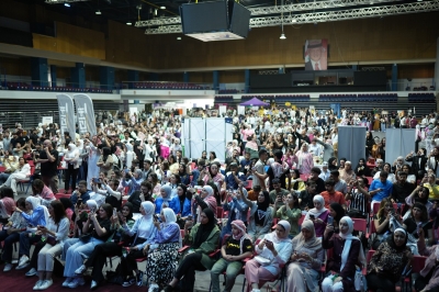 بالصور ... كرنفال احتفالي بهيج  في عمان الأهلية  بعيد الاستقلال