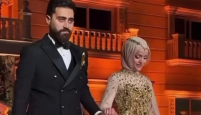 عبير الصغير تحتفل بخطوبتها في لبنان.. ودموع شقيقها تخطف الأنظار