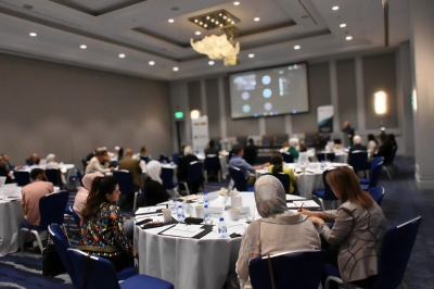 معهد العناية بصحة الأسرة يعقد ورشة لمناقشة برامج الدعم النفسي 