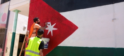 جامعة عمان العربية تُشارك في مبادرة تطوعية في مدرسة أبو حامد