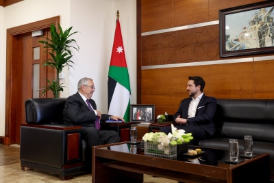 ولي العهد يؤكد أهمية تعزيز الاستثمار والتنمية السياحية في العقبة