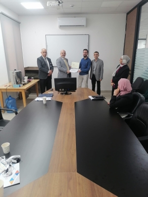 كلية تكنولوجيا المعلومات في (عمان العربية) تعقد مسابقة الرسالة في خمس دقائق لطلبة الدراسات العليا بنسختها الثالثة