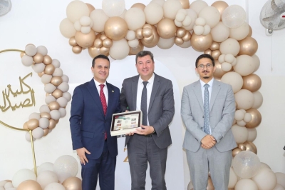 كلية الصيدلة في جامعة الزيتونة الأردنية تنظم لقاءها الثامن مع خريجيها