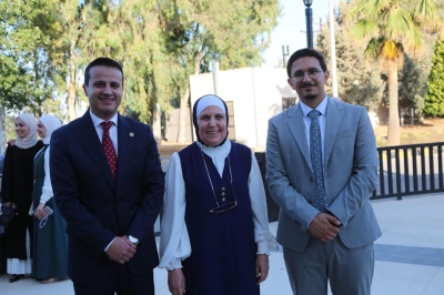 كلية الصيدلة في جامعة الزيتونة الأردنية تنظم لقاءها الثامن مع خريجيها