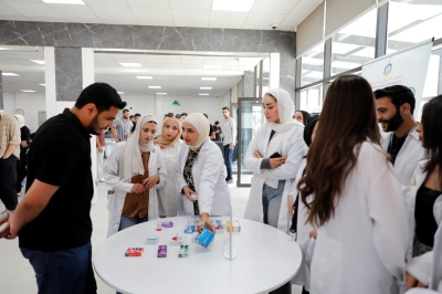 (اسأل الصيدلاني) : مبادرة في جامعة عمان العربية لتعزيز الثقافة الدوائية والمسؤولية المهنية