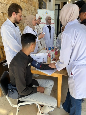 (اسأل الصيدلاني) : مبادرة في جامعة عمان العربية لتعزيز الثقافة الدوائية والمسؤولية المهنية