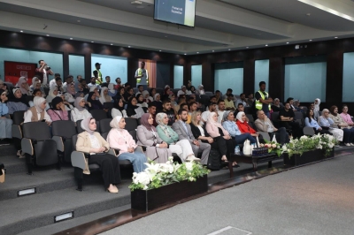 جامعة عمان العربية تنظم محاضرة حول (ركوب الخيل بين التراث الأصيل والطب الحديث)