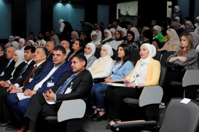 جامعة عمان العربية تنظم يومًا علميًا حول المسؤولية القانونية والمهنية للصيدلاني