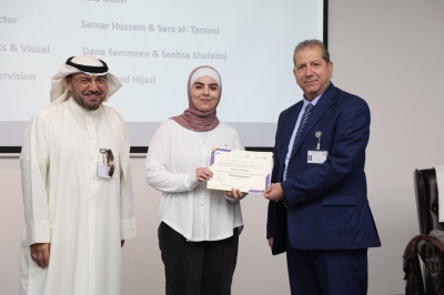 كلية الآداب والعلوم في عمان العربية تبرز مواهب طلبتها في عرض مسرحي مشوق بعنوان 