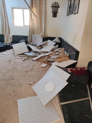 الأردن .. منزل آيل للسقوط بسبب انفجار مسيرة  - صور