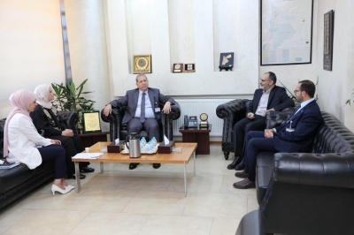 عمان العربية وأكاديمية خط الذكاء للتدريب توقعان اتفاقية تعاون مشترك