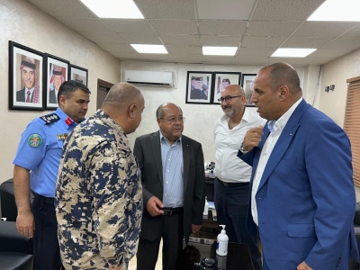 المجالي يتفقد الأسواق الحرة في المدورة