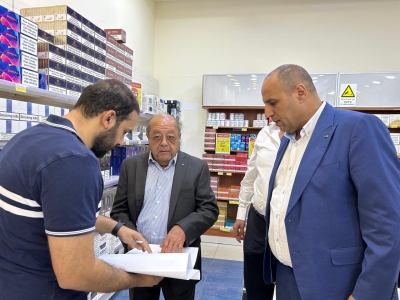 المجالي يتفقد الأسواق الحرة في المدورة